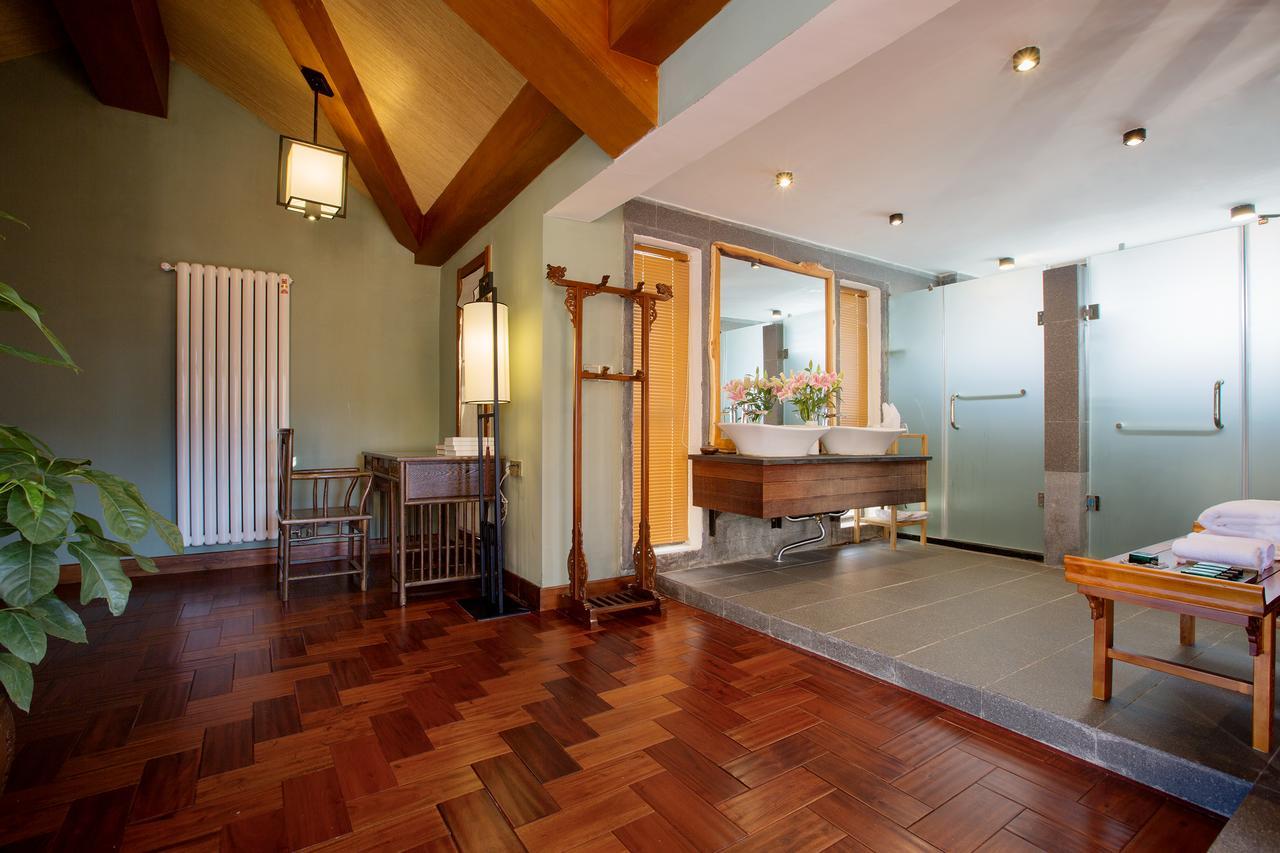 Walden Lugu Lake Zen Retreat Ninglang Yi Εξωτερικό φωτογραφία